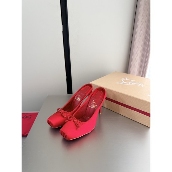 CL slippers