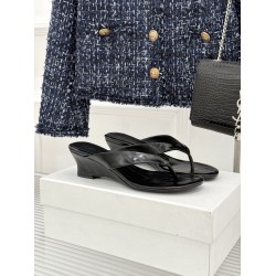 CL slippers