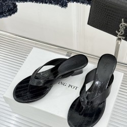 CL slippers