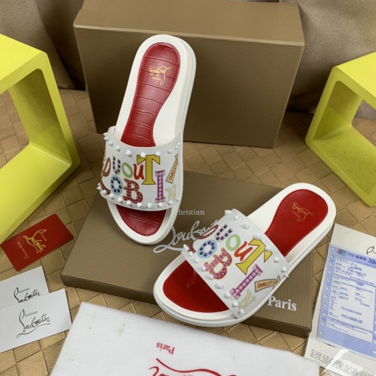 CL slippers