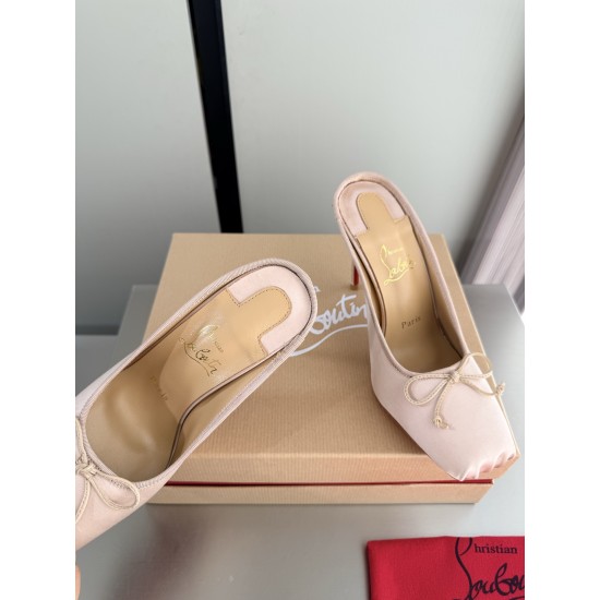 CL slippers