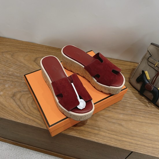 CL slippers