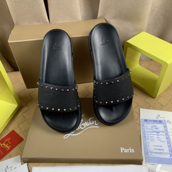 CL slippers