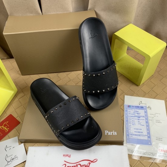 CL slippers