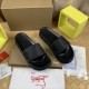 CL slippers
