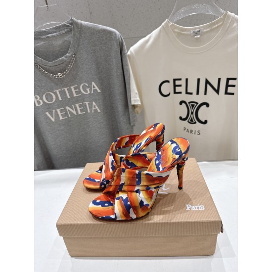 CL slippers