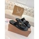 CL slippers