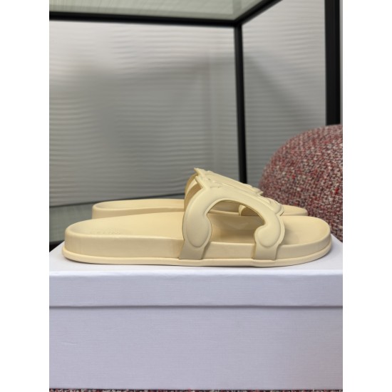 Celine Slippers Shoes
Women 35-41
