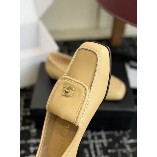Chanel loafers Shoes
Women 35-41
