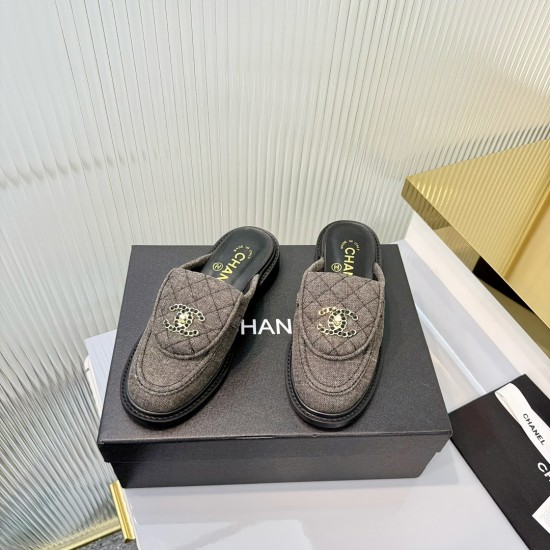 Chanel loafers Shoes
Women 35-41
