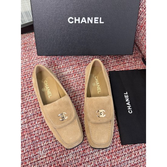 Chanel loafers Shoes
Women 35-41
