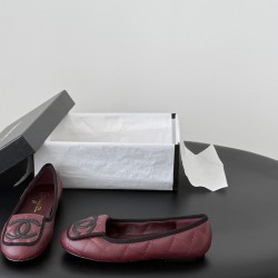 Chanel loafers Shoes
Women 35-41
