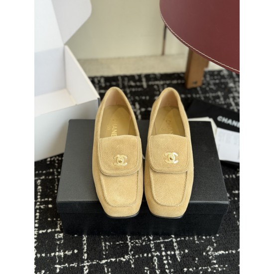 Chanel loafers Shoes
Women 35-41
