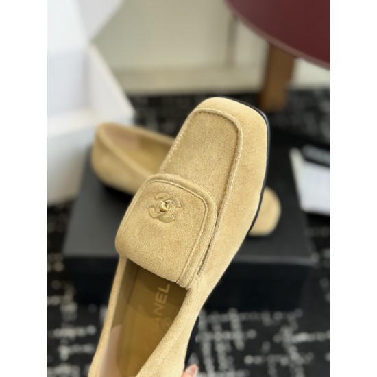 Chanel loafers Shoes
Women 35-41

