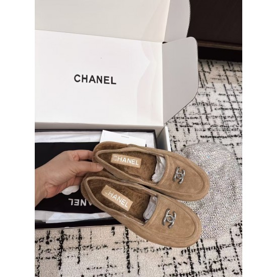 Chanel loafers Shoes
Women 35-41
