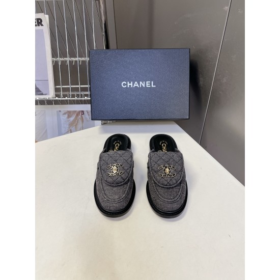 Chanel loafers Shoes
Women 35-41
