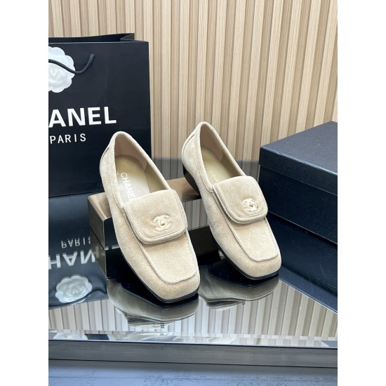 Chanel loafers Shoes
Women 35-41
