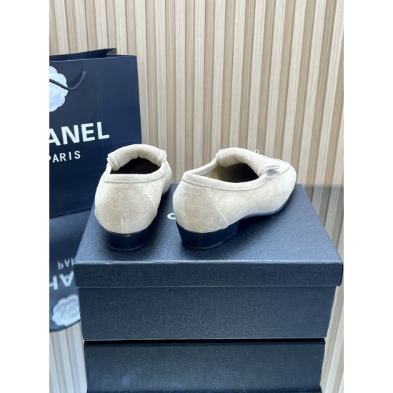 Chanel loafers Shoes
Women 35-41
