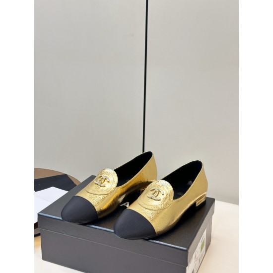 Chanel loafers Shoes
Women 35-41
