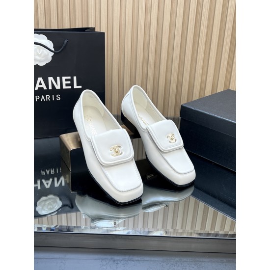 Chanel loafers Shoes
Women 35-41
