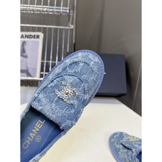 Chanel loafers Shoes
Women 35-41

