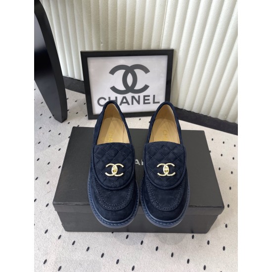 Chanel loafers Shoes
Women 35-41
