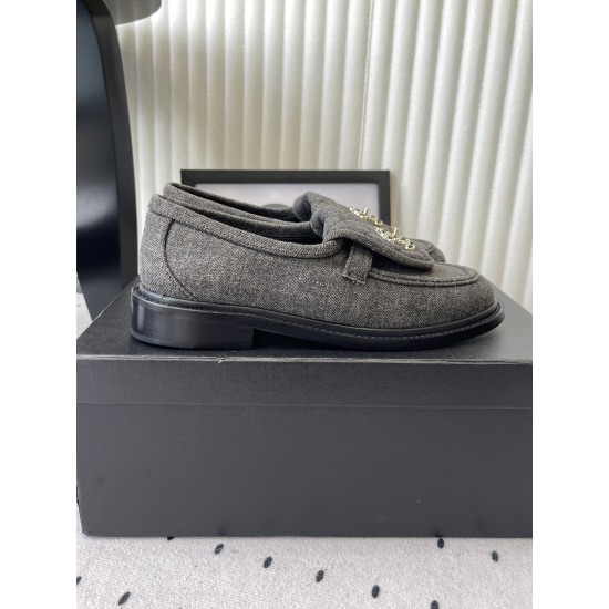 Chanel loafers Shoes
Women 35-41
