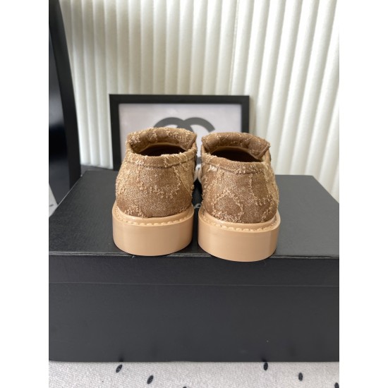 Chanel loafers Shoes
Women 35-41
