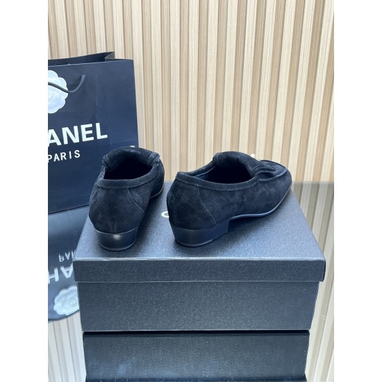 Chanel loafers Shoes
Women 35-41
