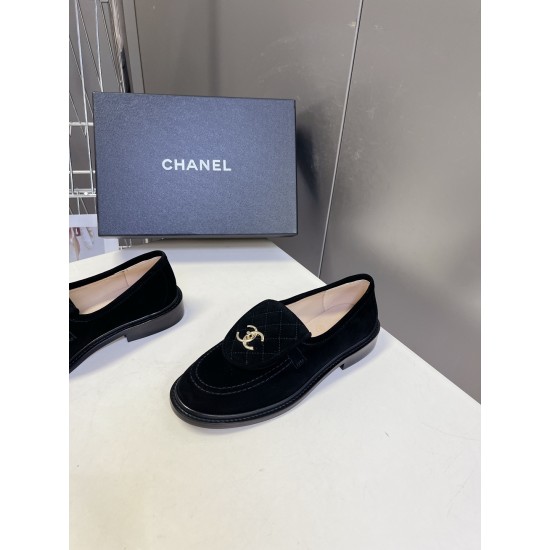 Chanel loafers Shoes
Women 35-41
