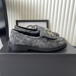 Chanel loafers Shoes
Women 35-41
