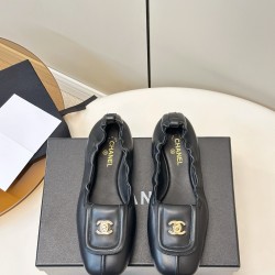 Chanel loafers Shoes
Women 35-41
