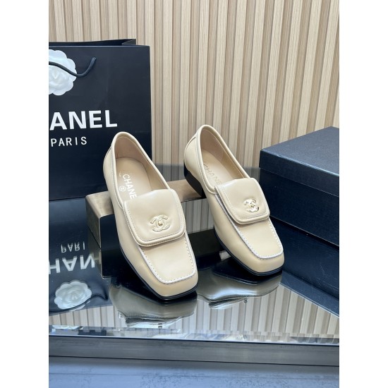Chanel loafers Shoes
Women 35-41

