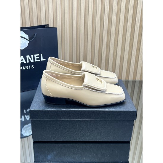 Chanel loafers Shoes
Women 35-41
