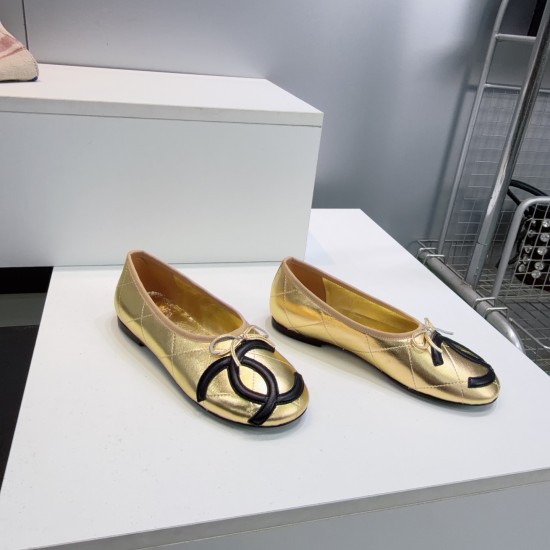 Chanel loafers Shoes
Women 35-41
