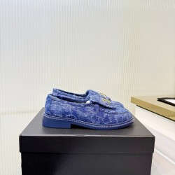 Chanel loafers Shoes
Women 35-41
