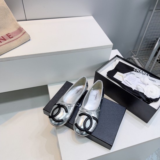 Chanel loafers Shoes
Women 35-41
