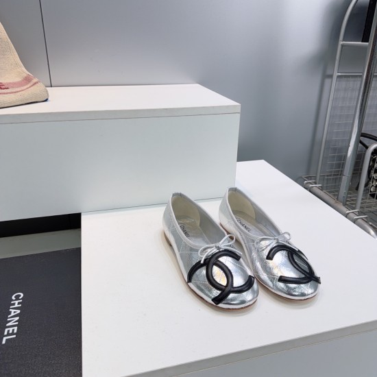 Chanel loafers Shoes
Women 35-41

