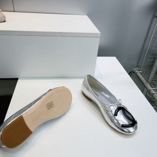Chanel loafers Shoes
Women 35-41
