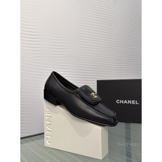 Chanel loafers Shoes
Women 35-41
