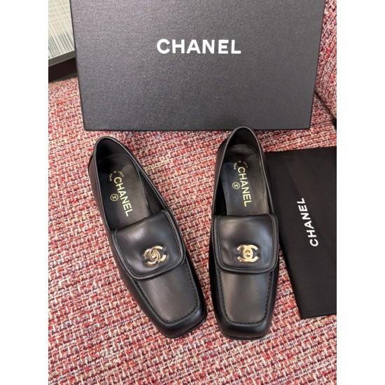 Chanel loafers Shoes
Women 35-41
