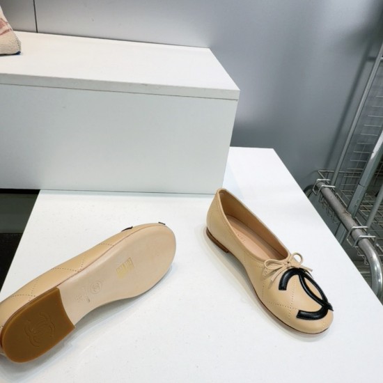 Chanel loafers Shoes
Women 35-41
