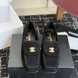 Chanel loafers Shoes
Women 35-41
