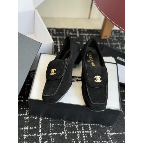 Chanel loafers Shoes
Women 35-41
