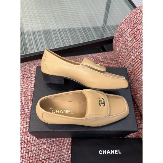 Chanel loafers Shoes
Women 35-41
