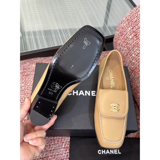 Chanel loafers Shoes
Women 35-41

