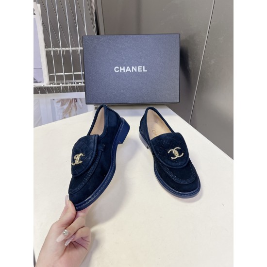 Chanel loafers Shoes
Women 35-41
