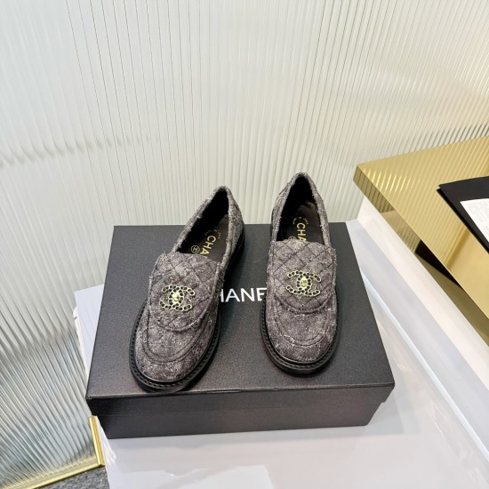 Chanel loafers Shoes
Women 35-41
