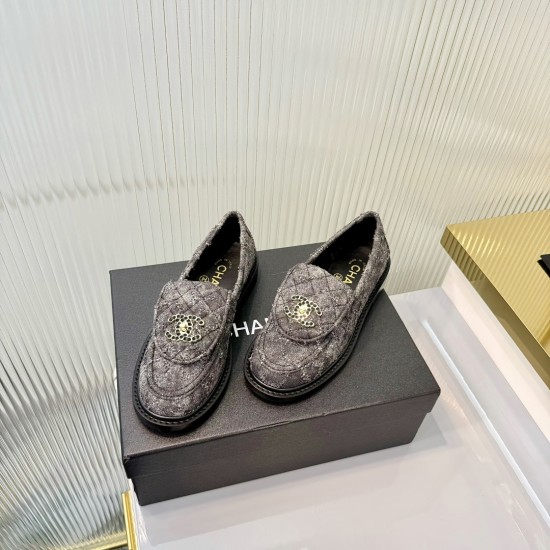 Chanel loafers Shoes
Women 35-41
