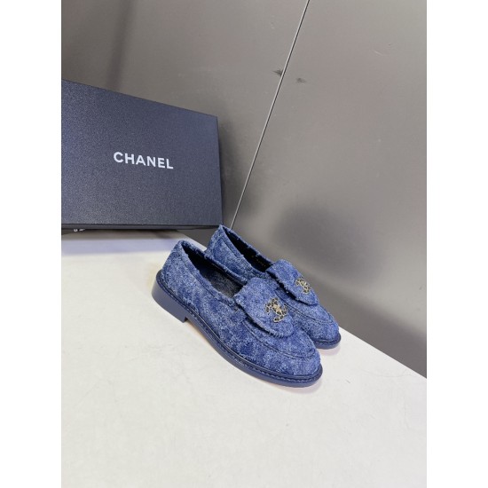 Chanel loafers Shoes
Women 35-41
